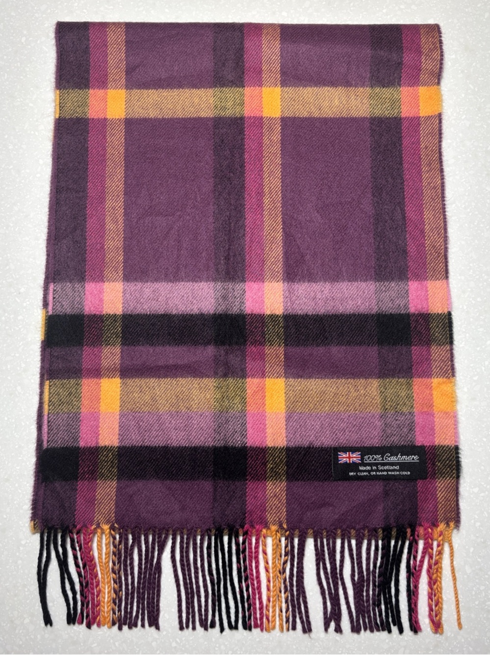 100% Cashmere Made in Scotland Scarf